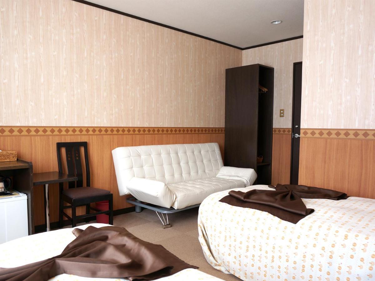 Petit Hotel Blaneneige Nakafurano Екстериор снимка