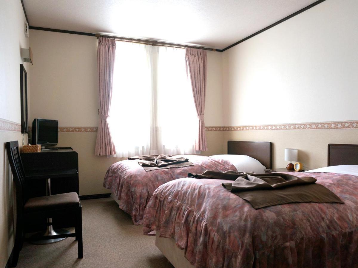 Petit Hotel Blaneneige Nakafurano Екстериор снимка