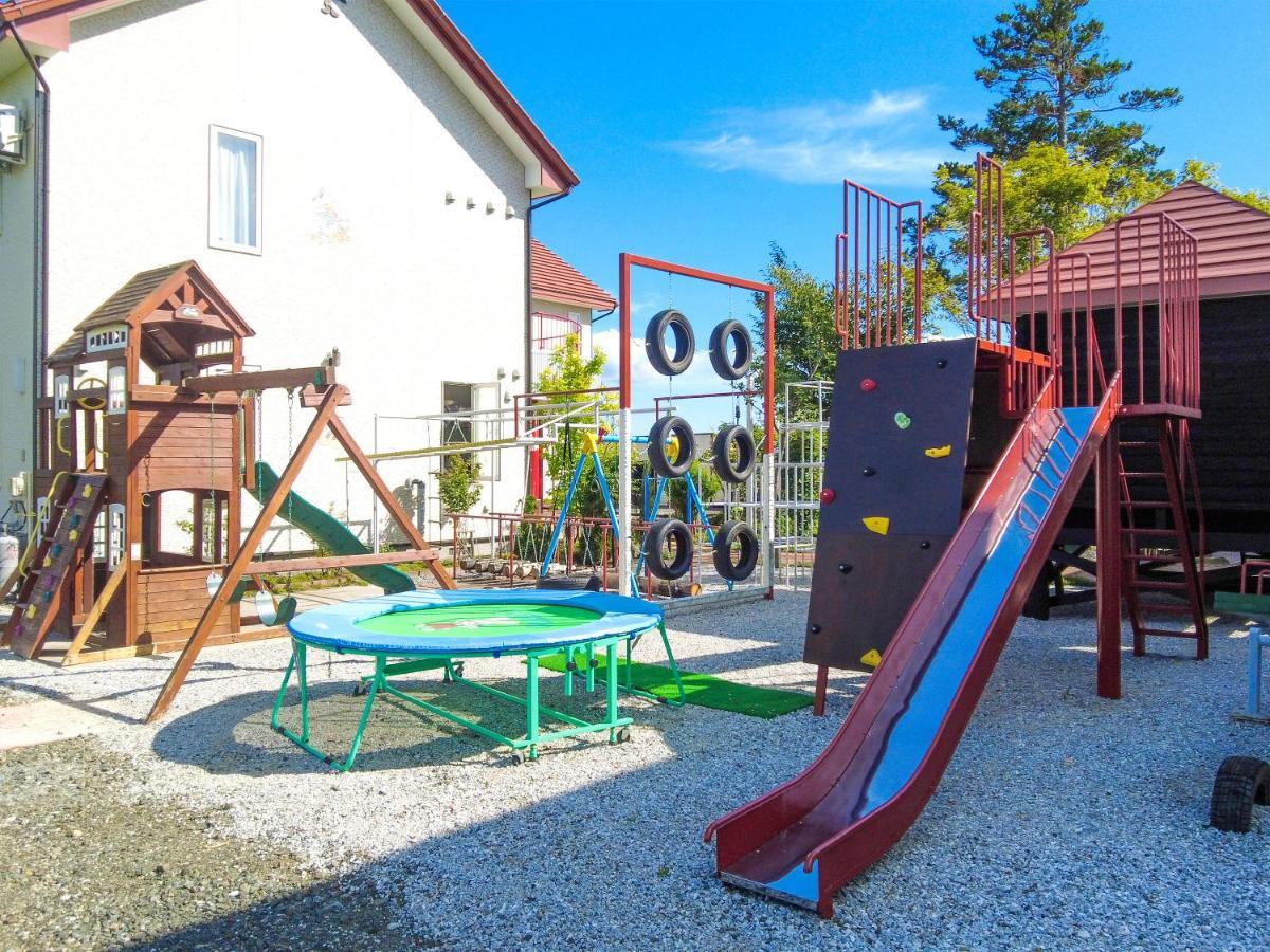 Petit Hotel Blaneneige Nakafurano Екстериор снимка