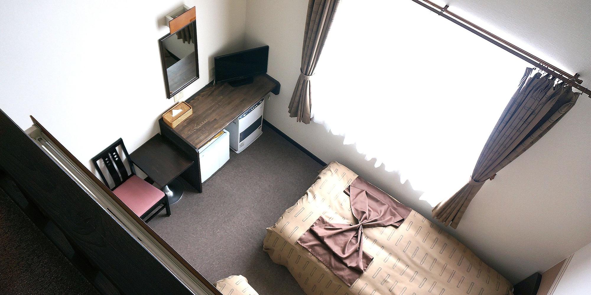 Petit Hotel Blaneneige Nakafurano Екстериор снимка