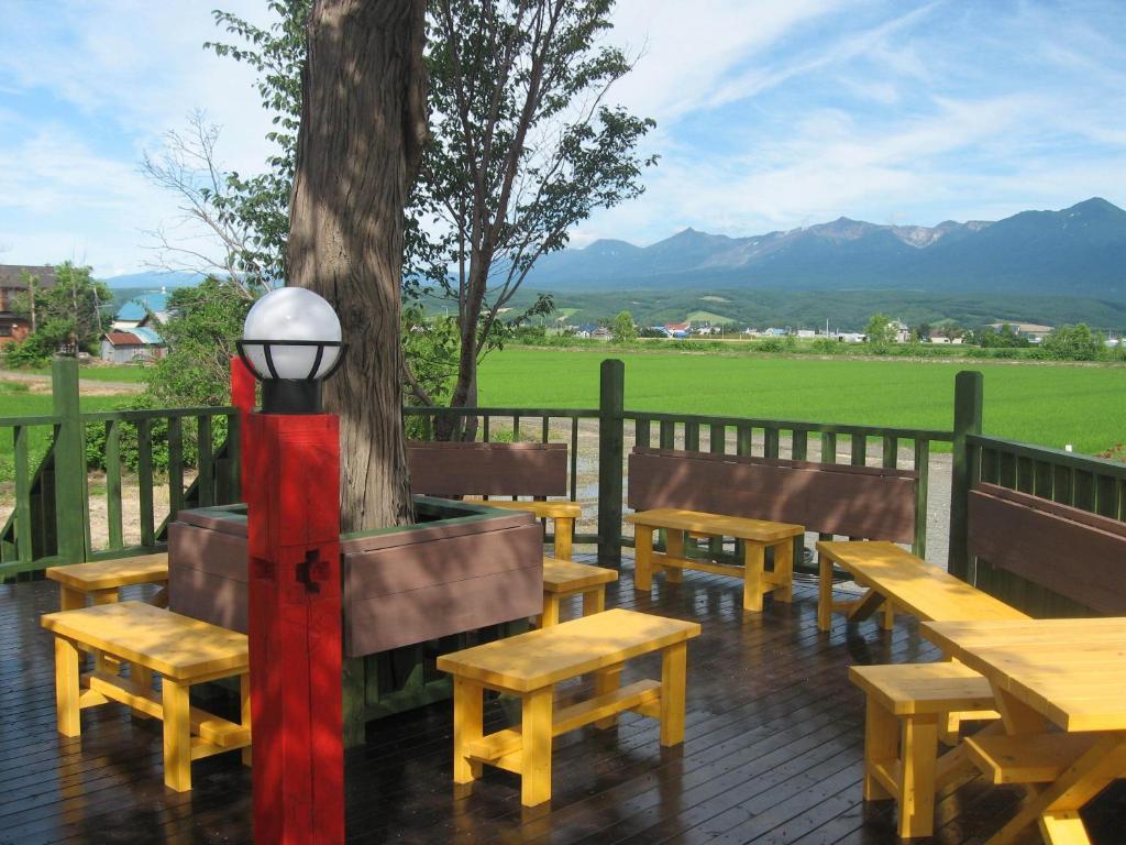 Petit Hotel Blaneneige Nakafurano Екстериор снимка